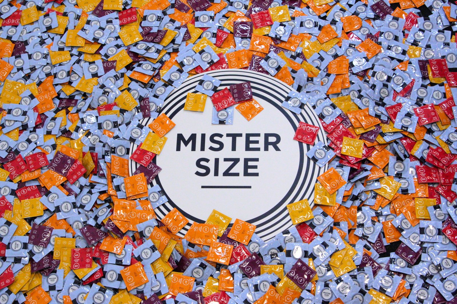Различные презервативы Mister Size с разной номинальной шириной